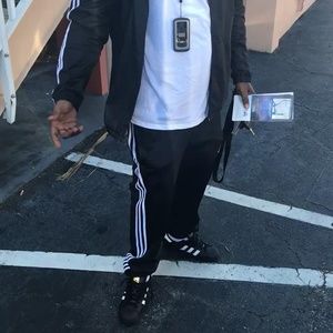 Meet your Posher, Dontae